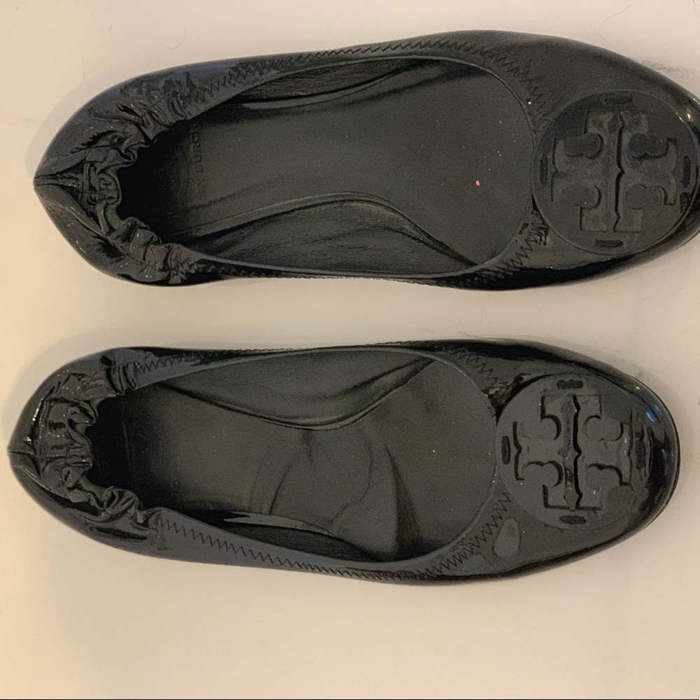 Tory Burch Black patent ballet flats. Size 9.